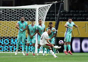 فيديو كلاوديو إيتشيفيري ي سجل هدف مانشستر سيتي الثاني أمام العين