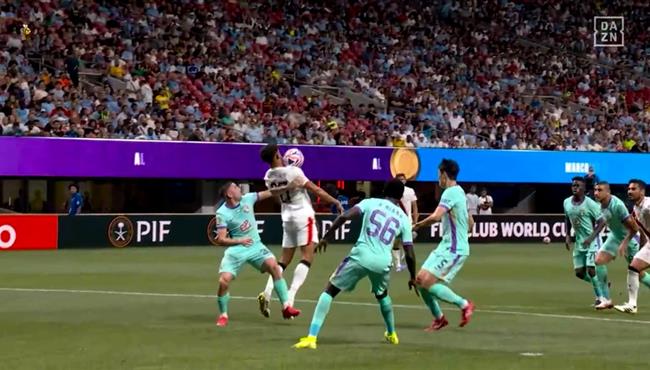 بعد مهرة رائعه نونيز يهدر هدف محقق لمانشسر سيتي امام العين