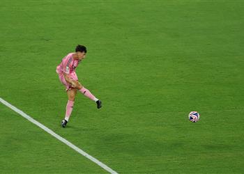 فيديو سواريز يصنع وأليندي يسجل هدف إنتر ميامي الأول أمام بالميراس