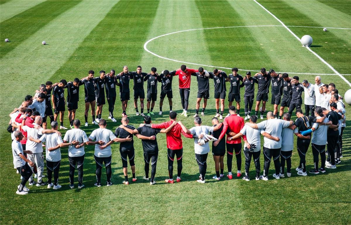 في الكورة : لاعب الأهلي يغادر مباراة بورتو في كأس العالم للأندية مصابًا