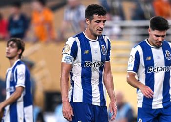 الحرارة ليست عذر ا لاعب بورتو يوضح سبب فشلهم في الفوز على الأهلي