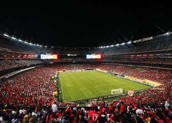 التطلعات بقت مختلفة عضو مجلس الأهلي يوجه رسالة للجماهير بعد الخروج من كأس العالم