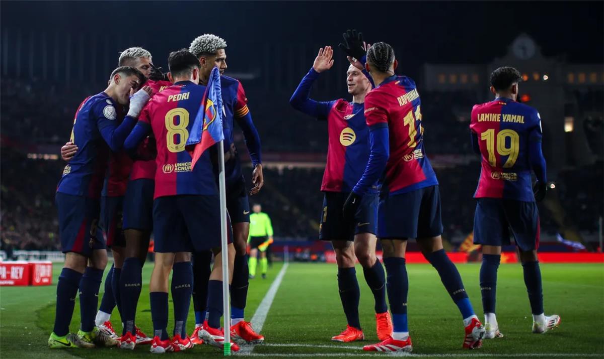 في الكورة : ميلان يدرس التعاقد مع لاعب برشلونة