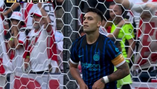 القائم يحرم لاوتارو مارتينيز من تسجيل هدف امام ريفر بلايت بكأس العالم للأندية