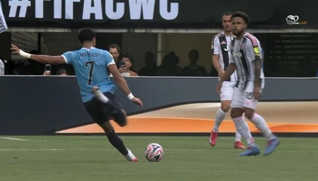 عمر مرموش كاد ان يسجل هدف رائع امام يوفنتوس بكأس العالم للاندية