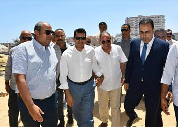 صور وزير الرياضة ومحافظ بورسعيد يتفقدان استاد المصري الجديد ويعلنان موعد افتتاحه