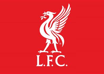 حقق 7 بطولات ليفربول يعلن رحيل لاعبه إلى برينتفورد