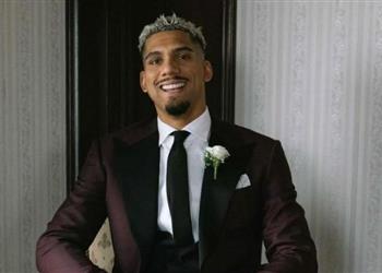 فخ في عقد أراوخو برشلونة مهدد بخسارة مدافعه لكبار أوروبا