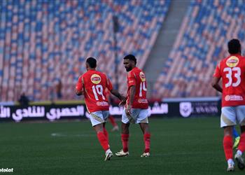 الأهلي يوضح حقيقة رحيل حسين الشحات وأفشة