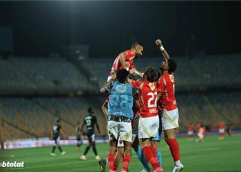 ناديان خليجيان يستهدفان لاعب الأهلي بعد كأس العالم للأندية