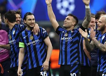 سكاي بعد ابتعاد فابريجاس أحد محاربي مورينيو يقترب من قيادة إنتر ميلان