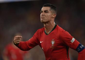 رونالدو يحسم موقفه من المشاركة في كأس العالم للأندية ويؤكد الكرة الذهبية فقدت قيمتها