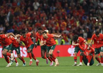 رجل مباراة إسبانيا والبرتغال في نهائي دوري الأمم الأوروبية