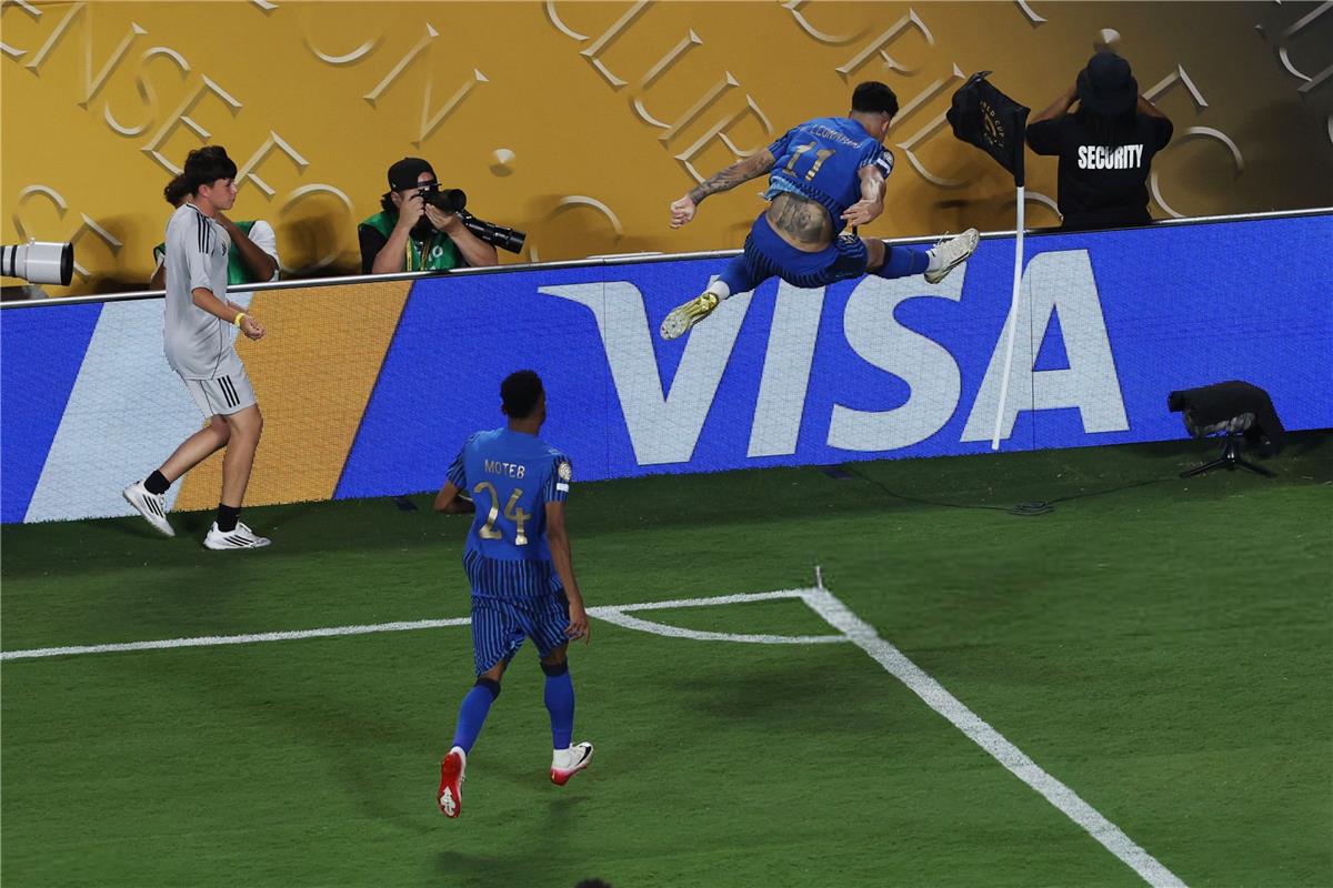 في الكورة : فيديو | ليوناردو يسجل هدف تعادل الهلال أمام مانشستر سيتي
