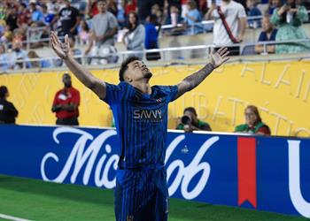 فيديو ليوناردو يسجل هدف الهلال الرابع أمام مانشستر سيتي