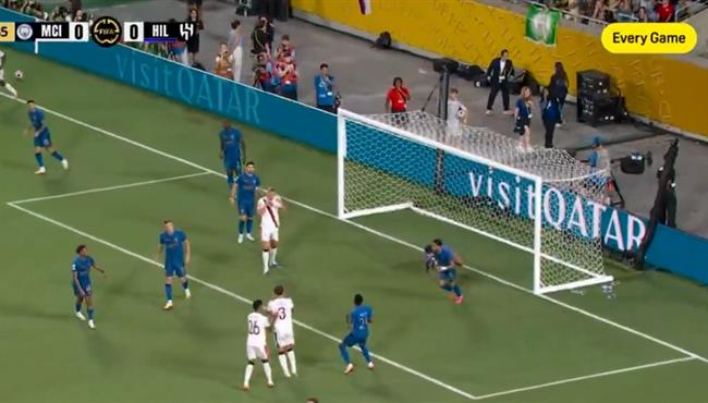 تصدي ياسين بونو يحرم مانشستر سيتي من تسجيل هدف بكأس العالم للاندية