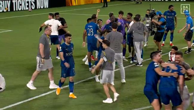 فرحه هستيرية لـ لاعبي الهلال وحسرة مانشستر سيتي بعد نهاية المباراة