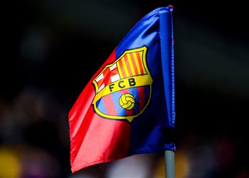 أول تعليق من لاعب برشلونة الجديد قبل الانضمام لمعسكر الفريق