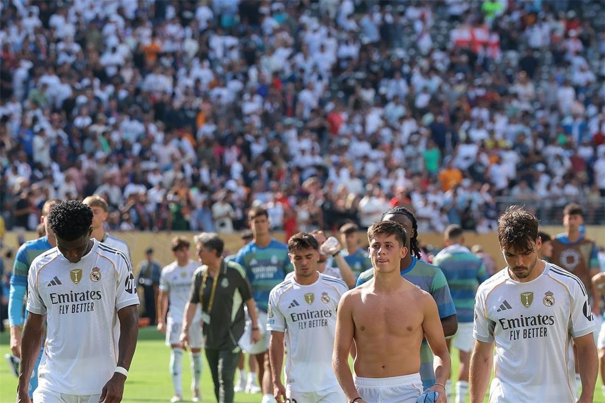 شبكة الحلم : لاعب ريال مدريد يعتذر للجماهير: لم أكن قدر التوقعات في كأس العالم للأندية