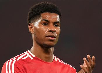 راشفورد يواصل تلميحاته الخفية بشأن انتقاله إلى برشلونة