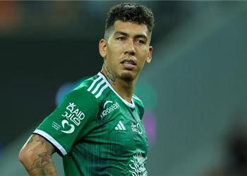 وجهة مفاجئة فيرمينو ي غادر الأهلي السعودي بعد موسم واحد