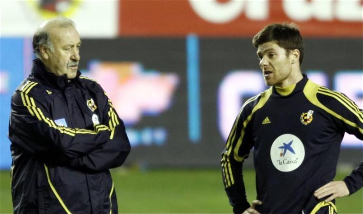 شبكة الحلم : ديل بوسكي: ألونسو يستحق تدريب ريال مدريد.. وكمشجع لا يهمني مشاكل كأس العالم للأندية