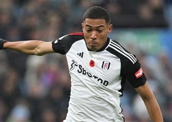 وكيل كارلوس فينيسيوس لـ بطولات جون إدوارد يتجاهلنا والأهلي طلب ضمه