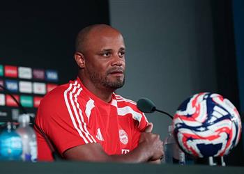 موندو كومباني تواصل مع لاعب ليفربول لإقناعه بالانتقال إلى بايرن ميونخ