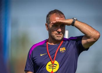 فليك يراهن على صفقة برشلونة الجديدة ويلمح إلى أزمة بشأن تير شتيجن