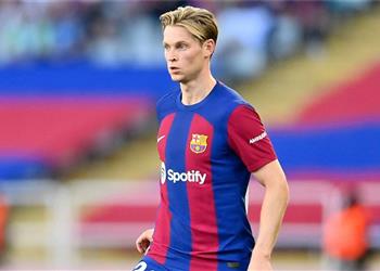 الكشف عن راتب دي يونج في عقده الجديد مع برشلونة