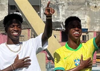 فينيسيوس يكشف عن تمثاله ويصرح لم أتخيل ما وصلت له وأريد مساعدة السود