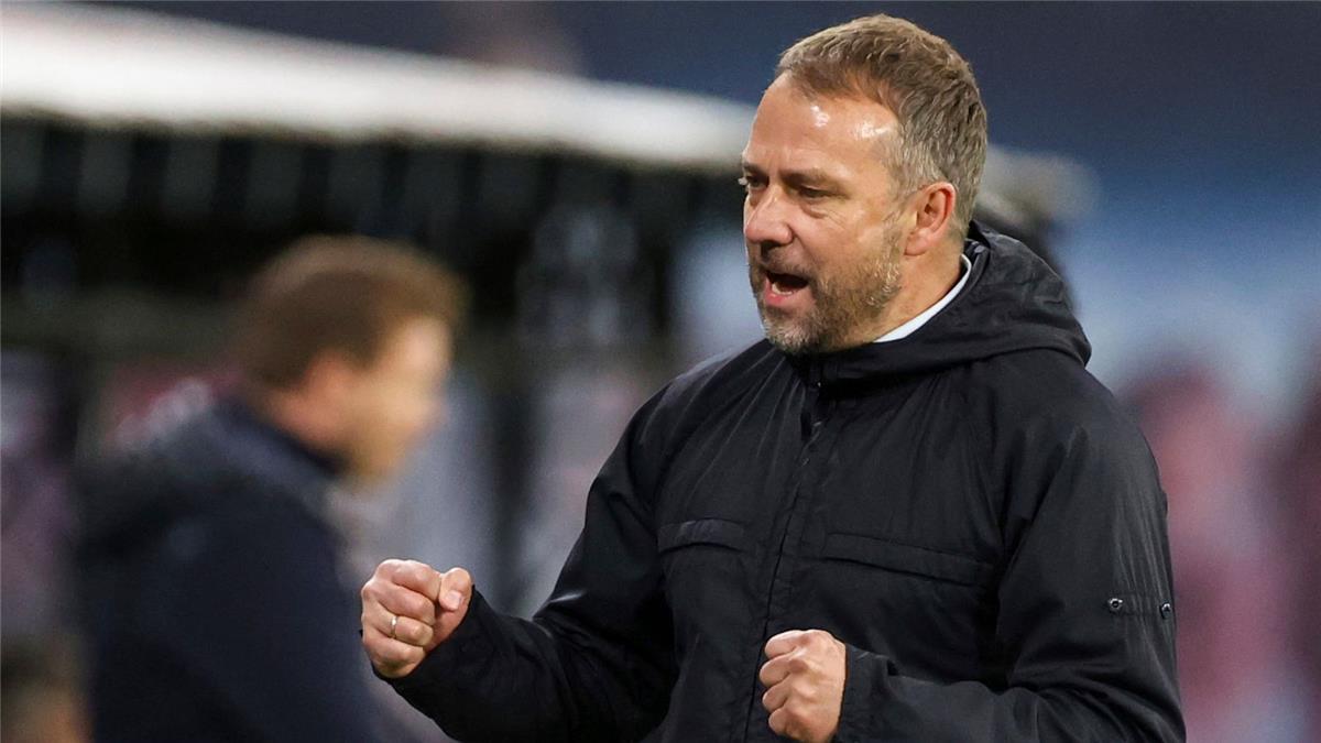 نيوز برو : الصفقة الثالثة.. برشلونة يتقدم بعرض رسمي لاستعارة لاعب مانشستر يونايتد