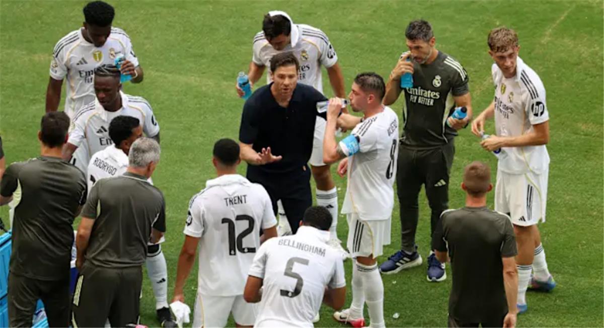 شبكة الحلم : حارس ريال مدريد يُغير قراره بشأن مستقبله مع الفريق