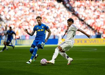 التجربة الأولى التعادل يحسم مباراة مانشستر يونايتد وليدز