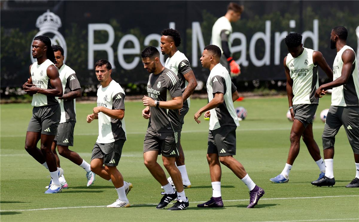 في الكورة : خليفة لوكا مودريتش.. ريال مدريد يعلن أسماء القادة الجدد في الموسم المقبل