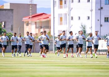 مران الأهلي خوسيه ريبيرو يجتمع مع معاونيه وتقسيمة فنية للاعبين