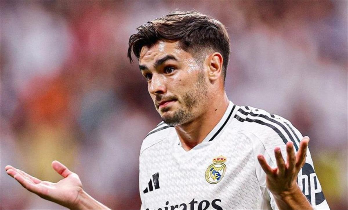 في الكورة : من الأضواء إلى مقاعد البدلاء.. دياز في ورطة مع ريال مدريد