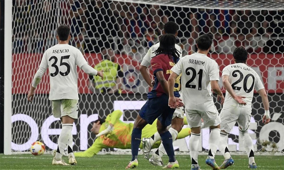 في الكورة : بشروط ذكية وحق إعادة الشراء.. مدافع ريال مدريد الواعد يقترب من الدوري الإيطالي