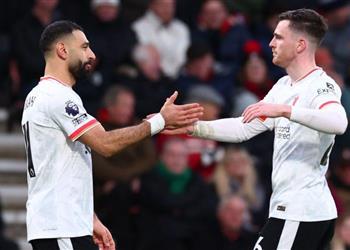 روبرتسون يكشف دور محمد صلاح وكبار ليفربول مع الصفقات الجديدة