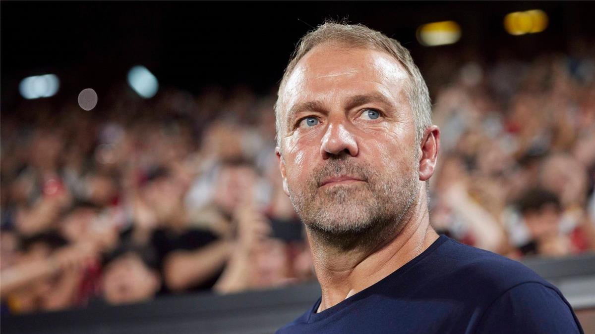 هانز فليك مدرب برشلونة