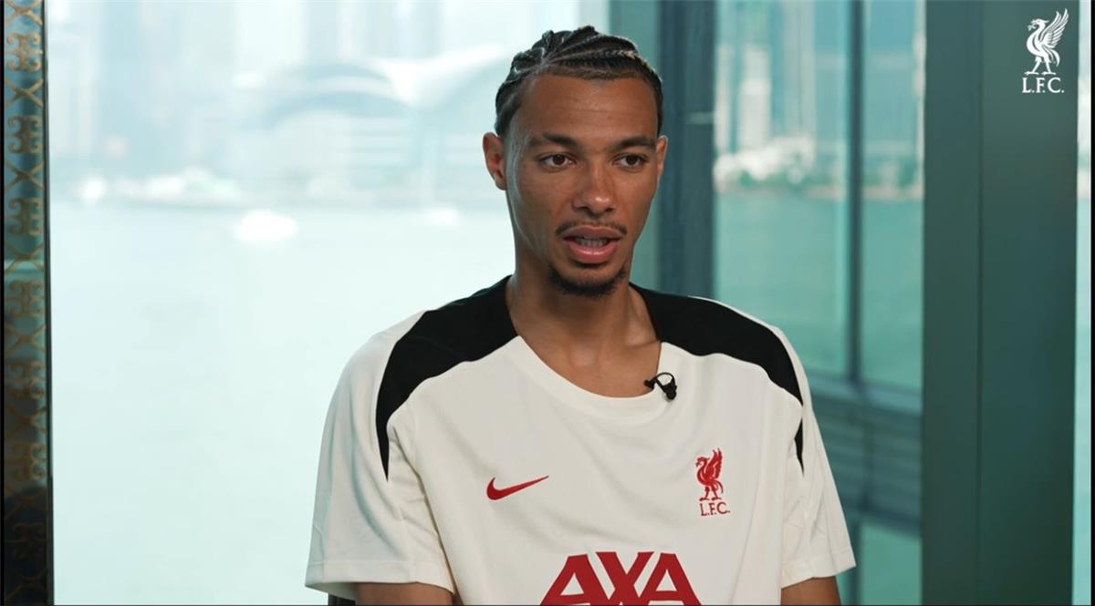 إيكتيكي: اللعب في البريميرليج حلم طفولتي.. وعامل مهم وراء انتقالي إلى ليفربول