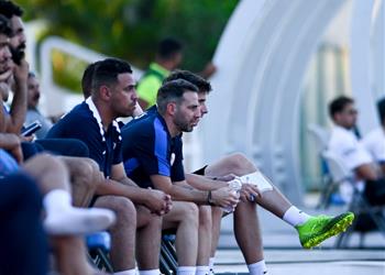 يانيك فيريرا يتخذ قرار ا جديد ا بعد ختام معسكر الزمالك في العاصمة الإدارية