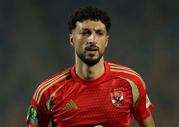 مدير كولومبوس كرو ما فعله وسام أبو علي أثار غضبي ولم نشعر بالخوف من الأهلي العملاق