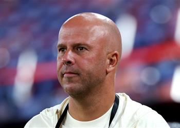 رغم محاولات استمراره لاعب ليفربول يغادر معسكر اليابان تمهيد ا لرحيله