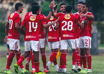 أفشة وتريزيجيه يقودان الأهلي للفوز على إنبي ودي ا