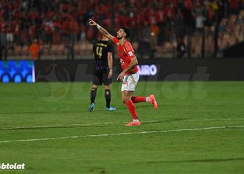 خاص وسام أبو علي يتلقى عرض ا جديد ا ويطالب الأهلي بالرحيل