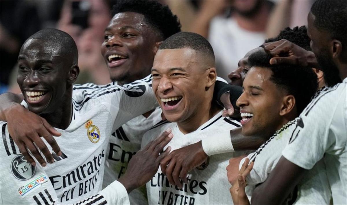 ''ليس للبيع".. ريال مدريد يرفض رحيل لاعبه إلى الدوري الإنجليزي