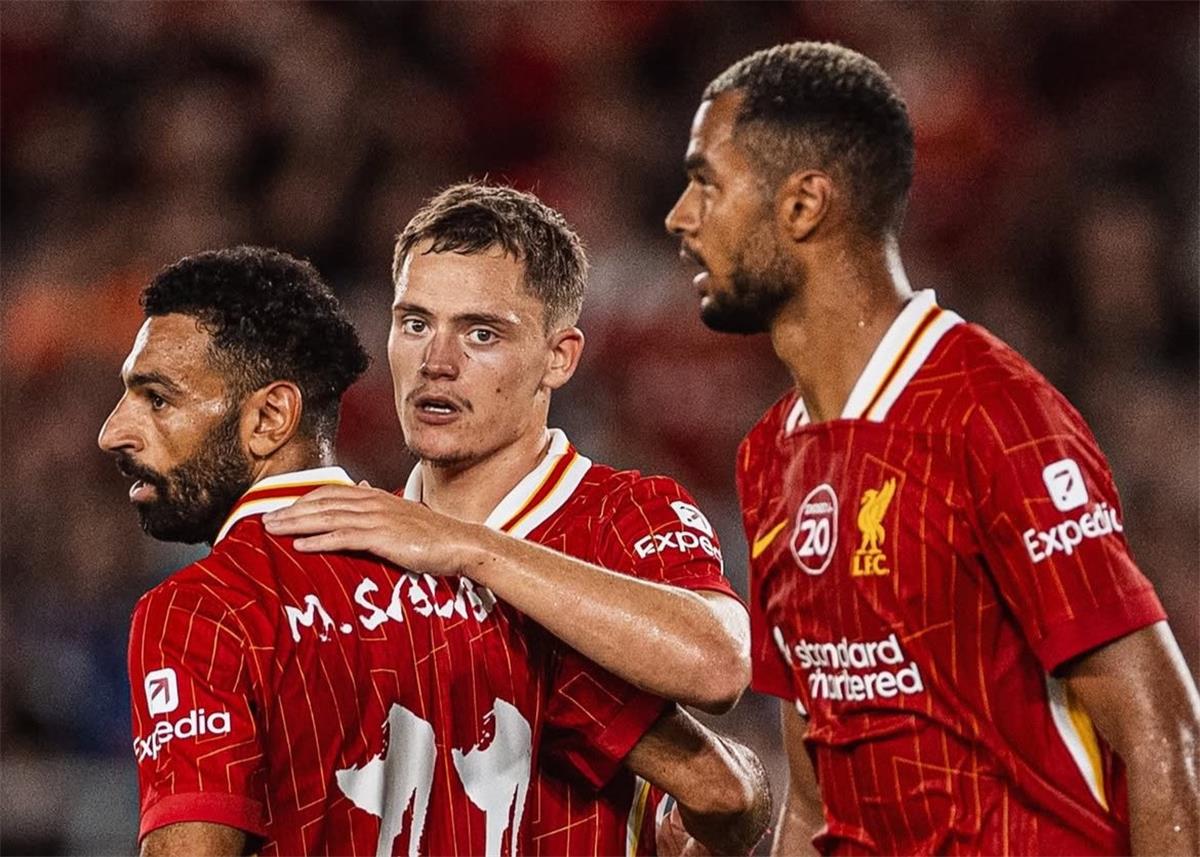 لاعبو ليفربول