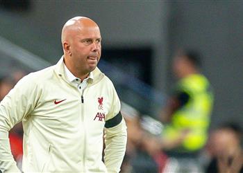 قائد جديد خلف الستار سلوت يثير الغموض لا أحد يعلم سواه