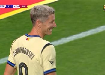 فيديو ليفاندوفسكي يسجل هدف برشلونة الأول أمام سيول